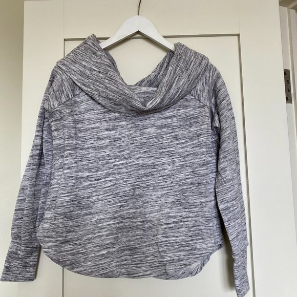 Fifth Label Grey Off Shoulder Sweater Size XS - Picture 1 of 1